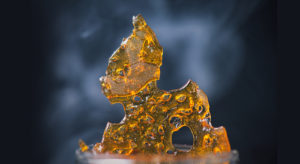 shatter cannabis concentrate with smoke