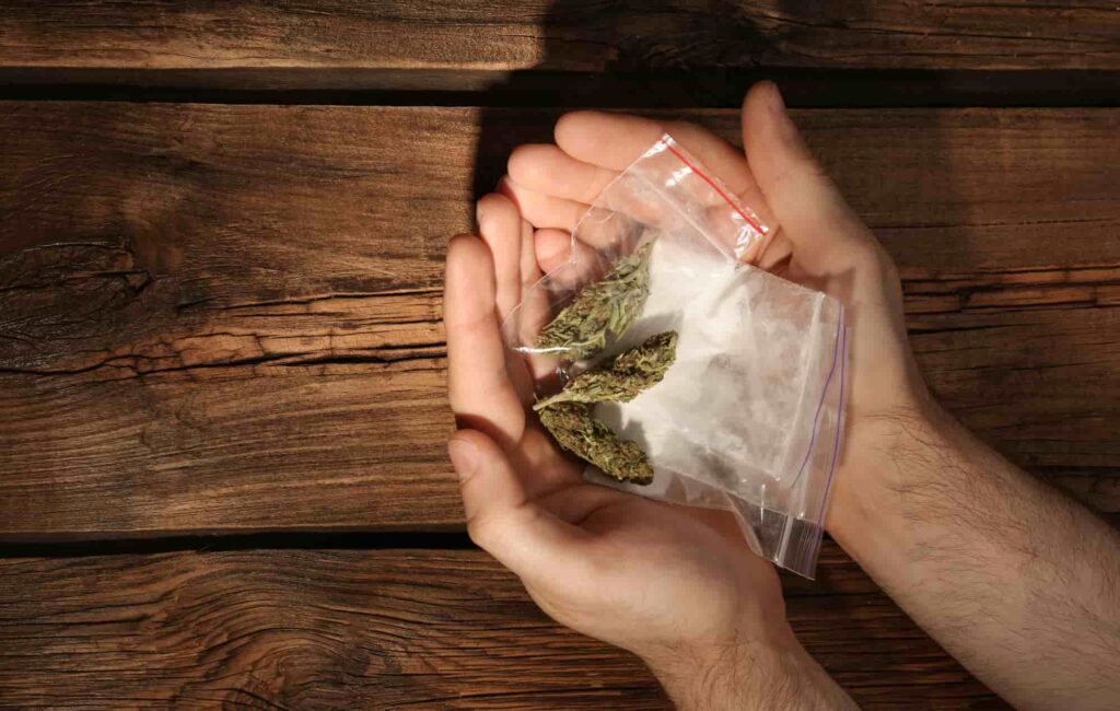 mini packs of marijuana for cannabis delivery